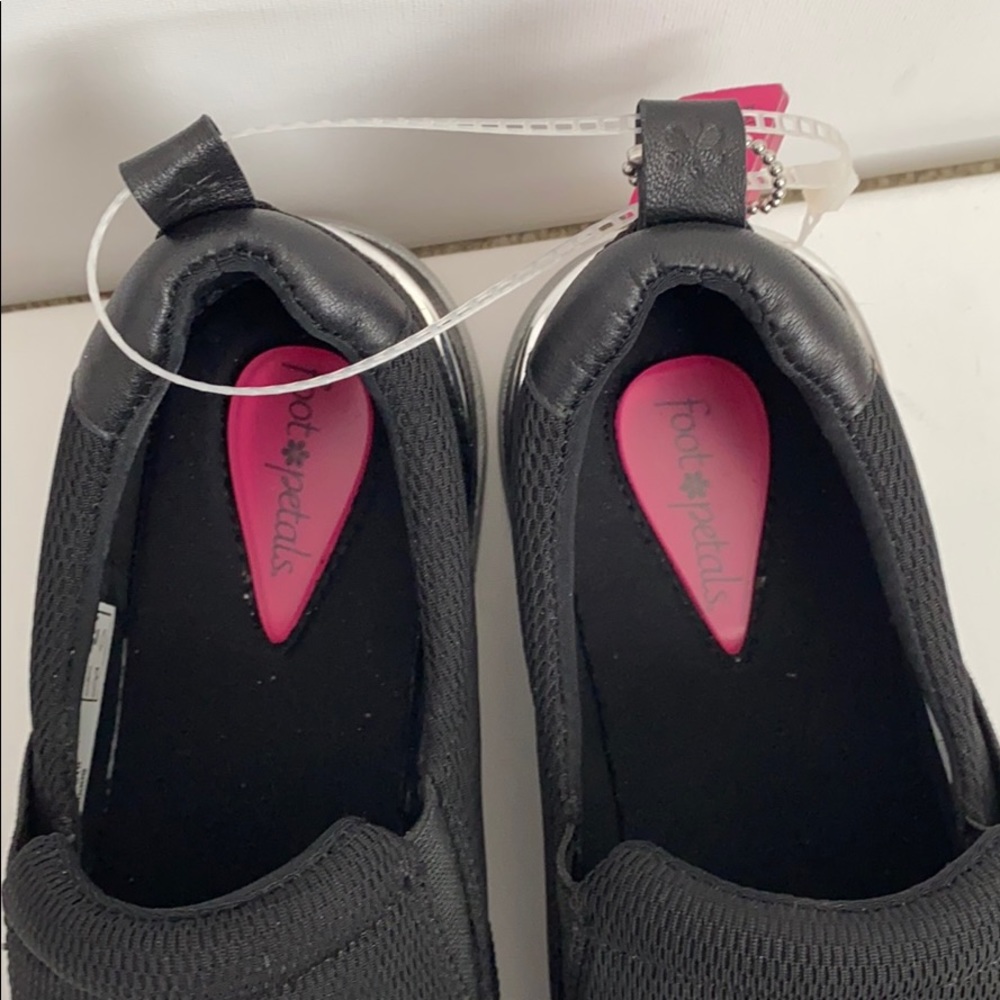 NWOB Foot Petals Brooke slip on shoe - Picture 4 of 7